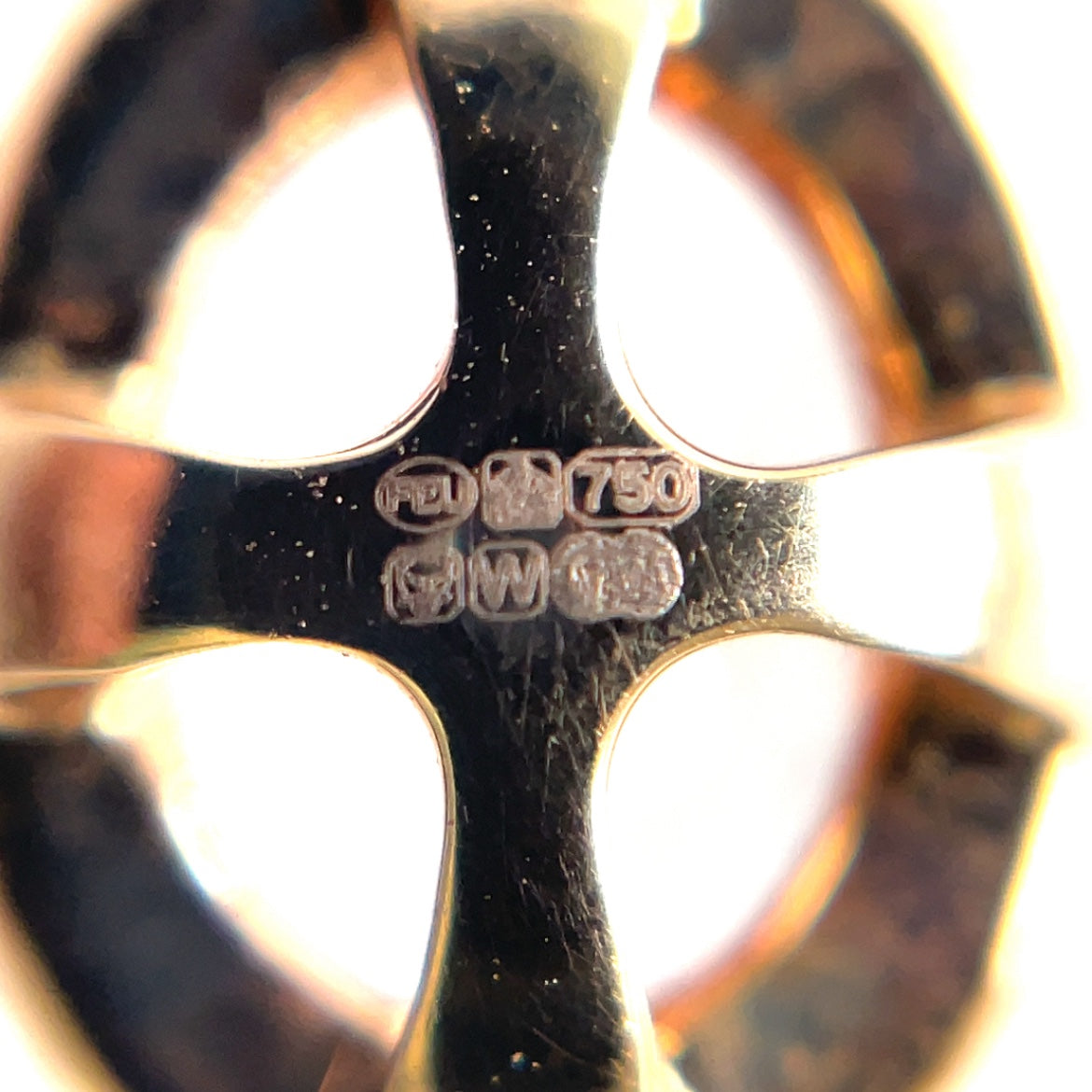 18ct Rose Gold Morganite & Diamond Cluster Pendant