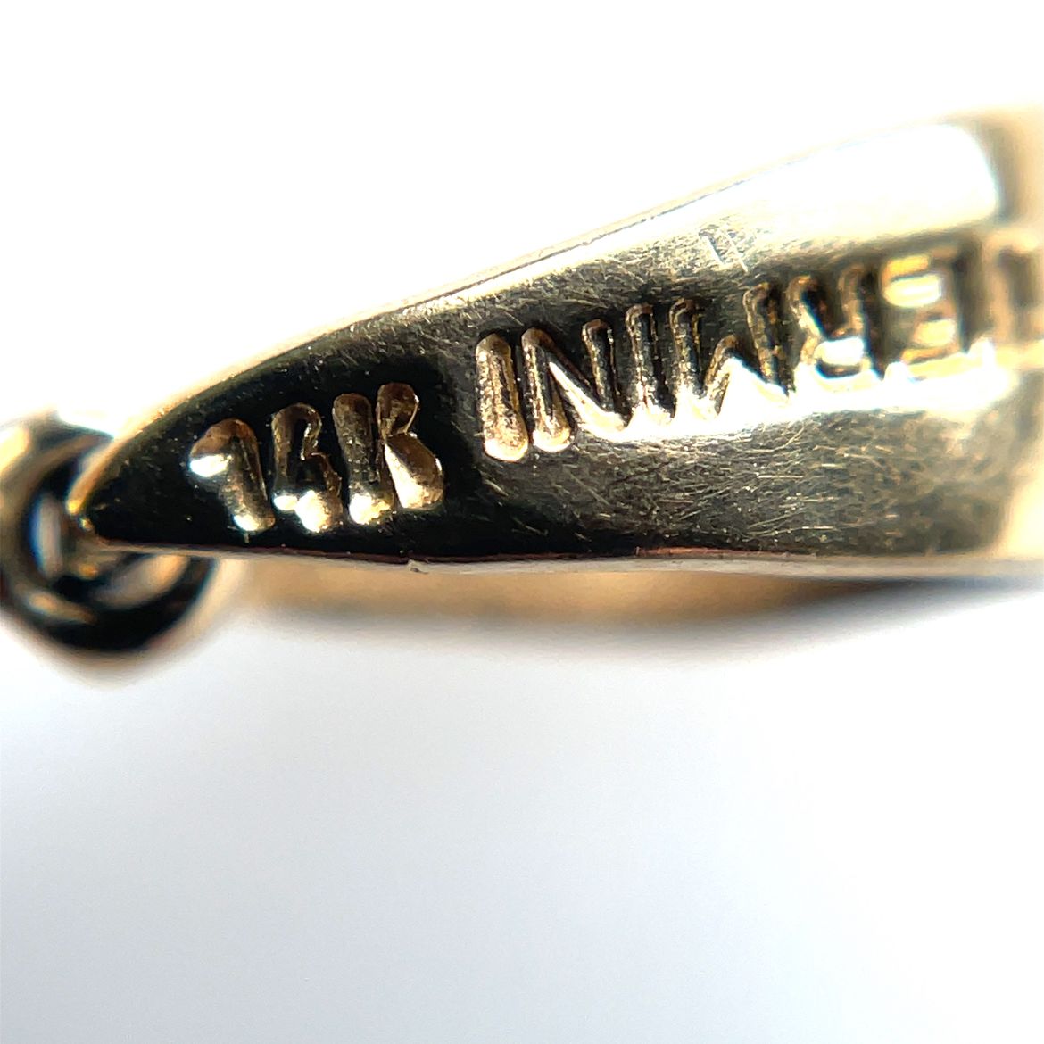 14ct Yellow Gold Wood & Diamond Ship Wheel Pendant