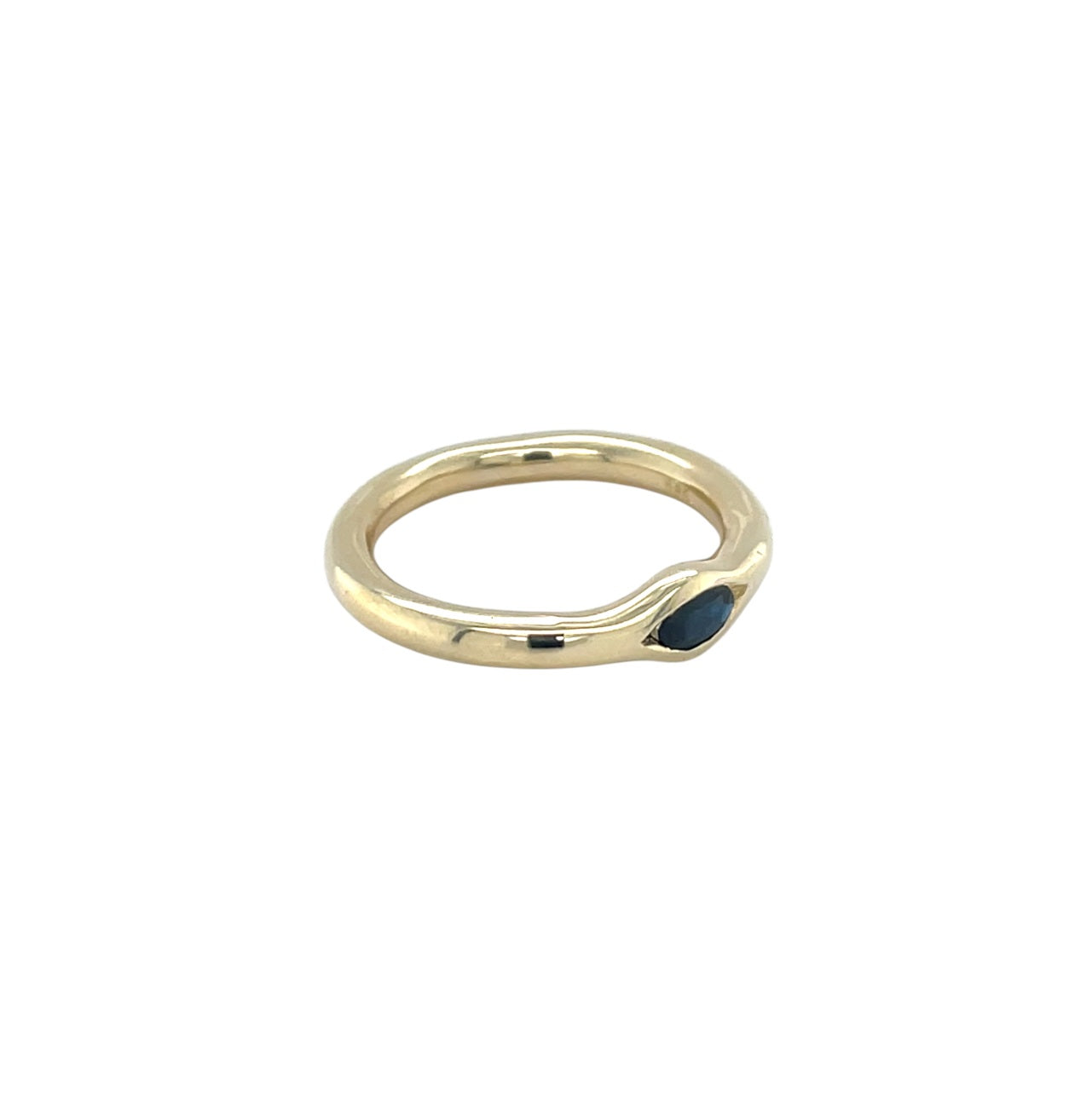 14ct Yellow Gold Oval Sapphire Solitaire Ring (M1/2)
