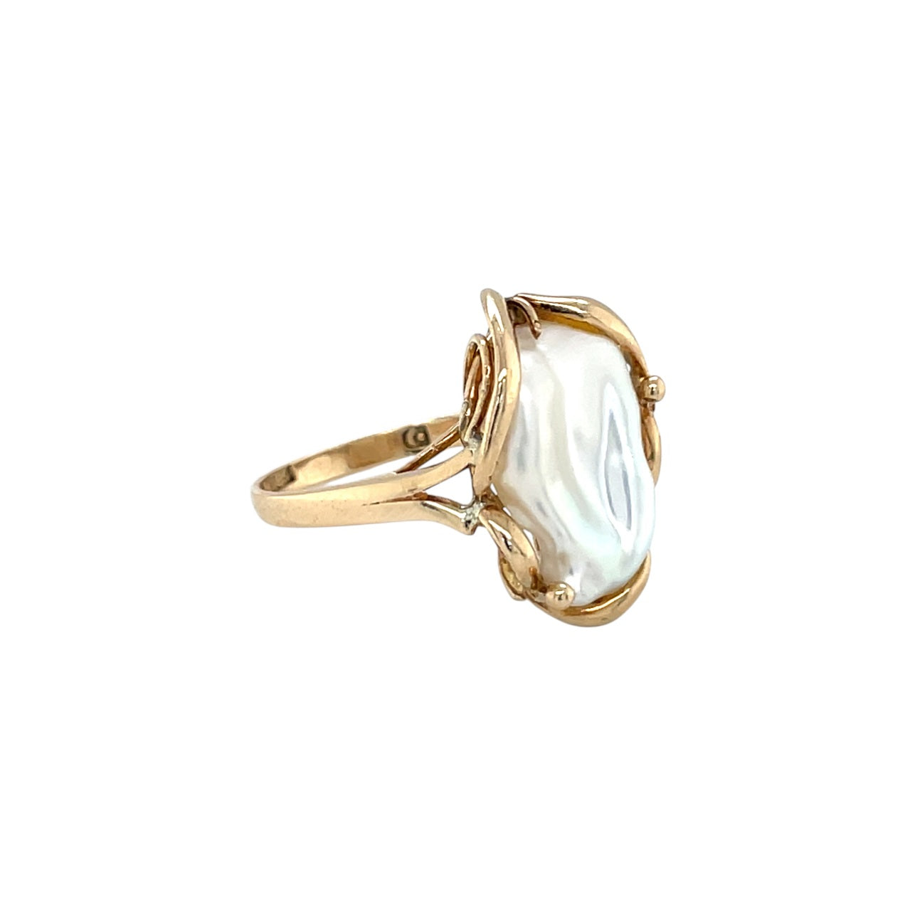 14ct Yellow Gold Baroque Pearl Statement Ring (L)
