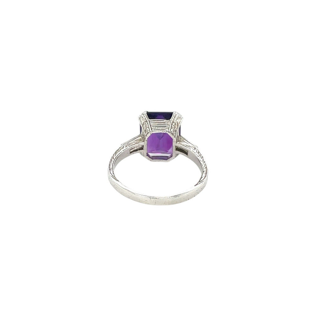 14ct White Gold Amethyst And Diamond Ring (P1/2)