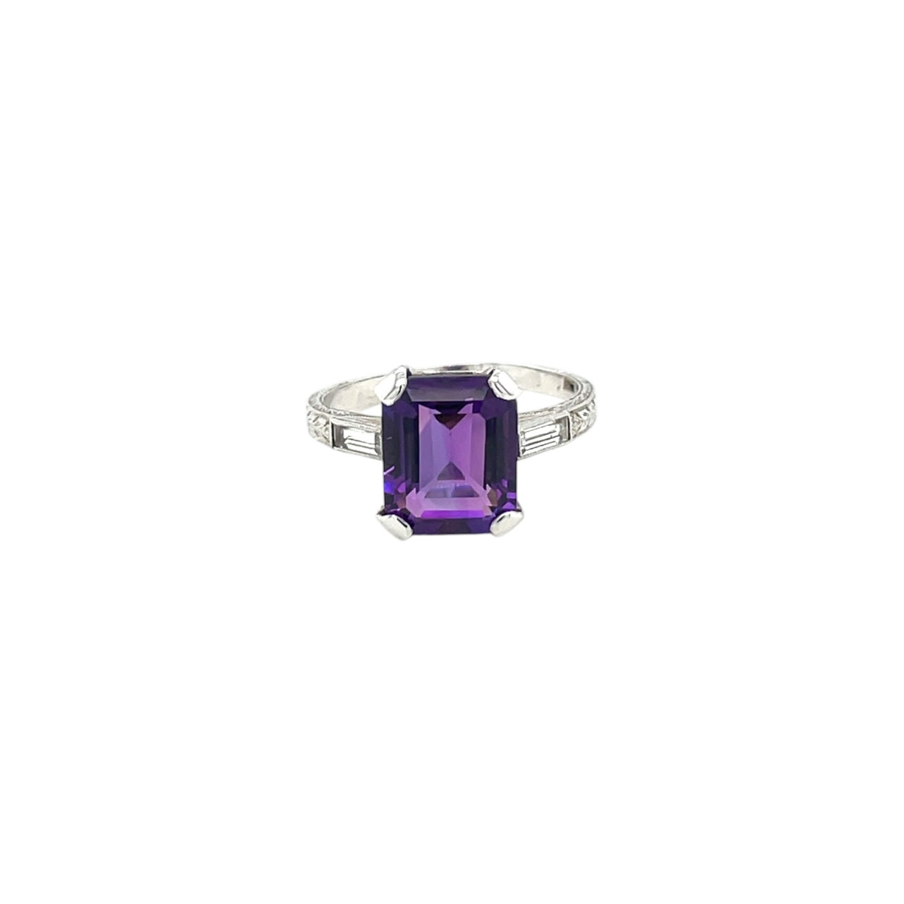 14ct White Gold Amethyst And Diamond Ring (P1/2)